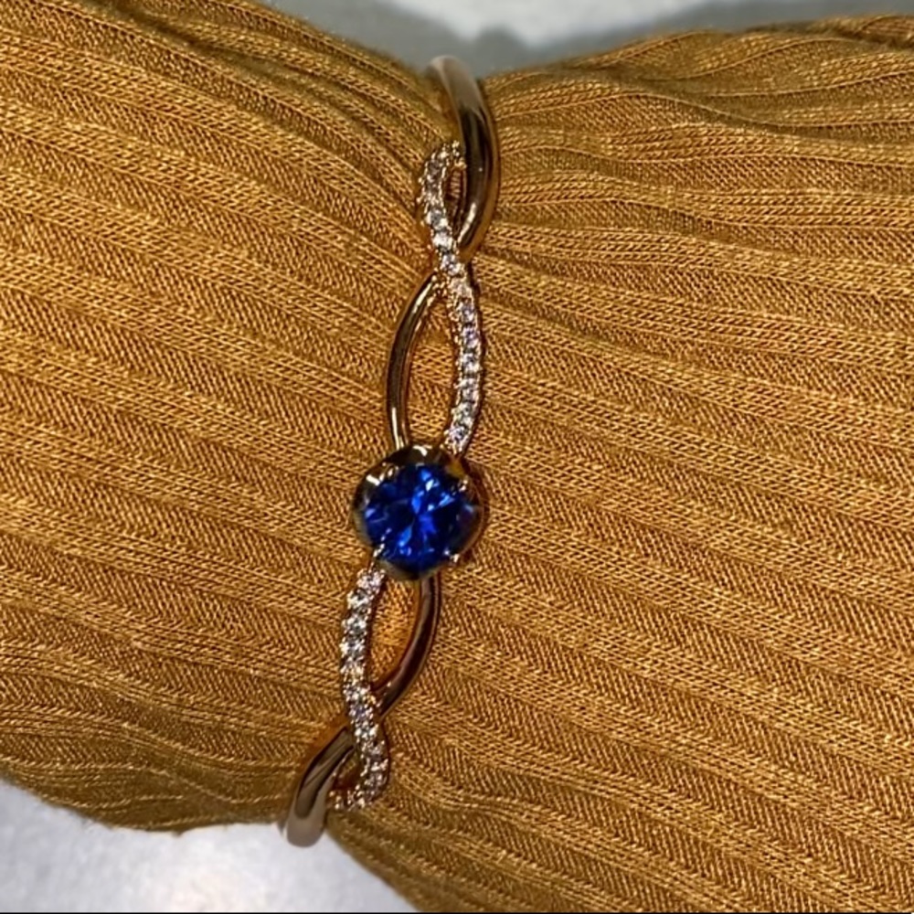 Blue stainless steel bracelet